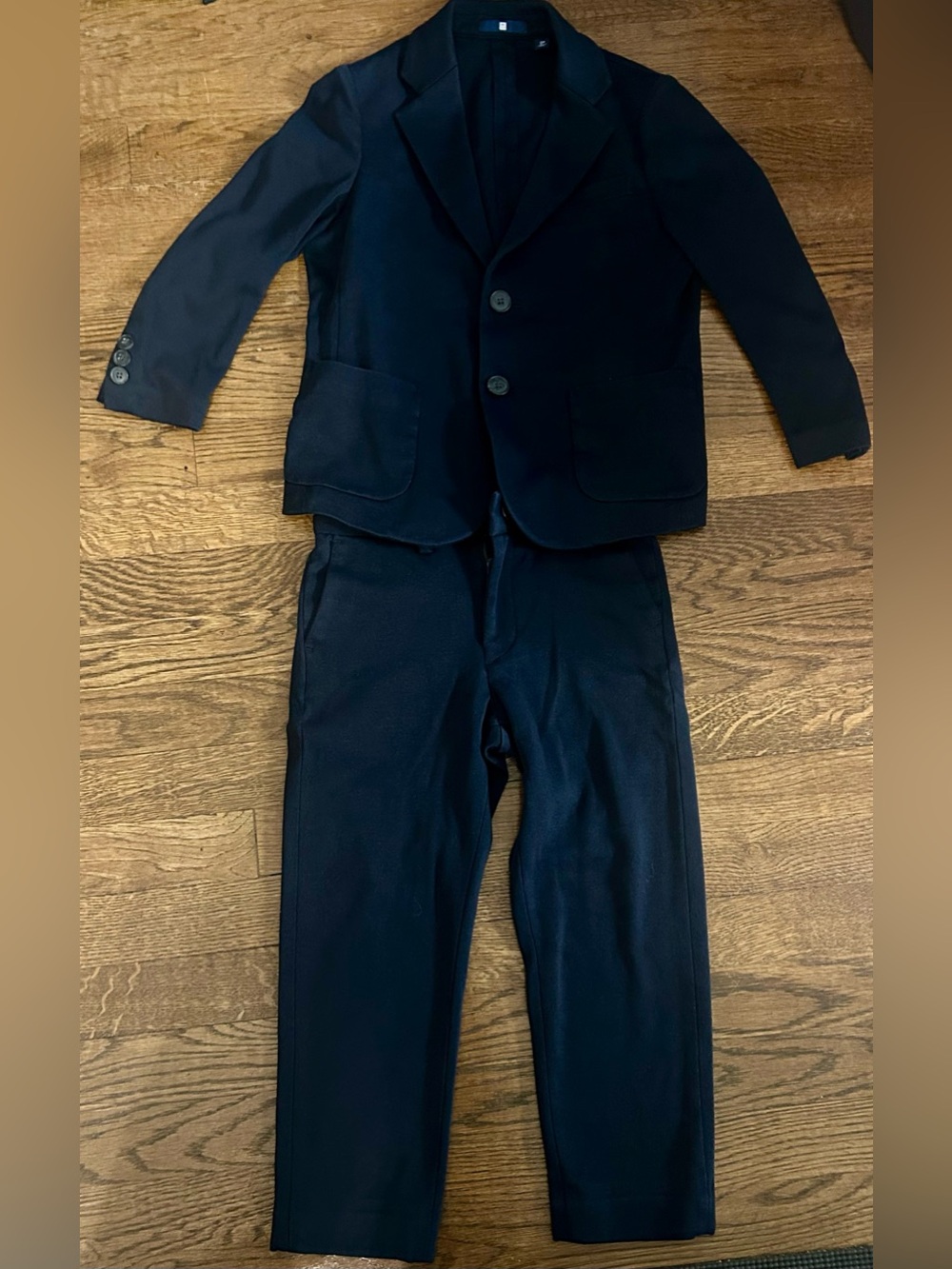 Uniqlo kids boys suit set blazer and pants size 120/US 6-7Y